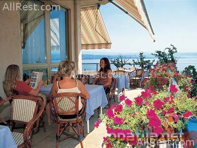 Excelsior Hotel 10